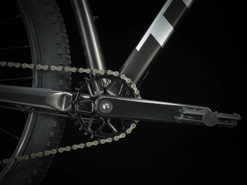 Trek Marlin 6 2022 Hardtail Mountain Bike Rage Red to Dnister Black Fade-8