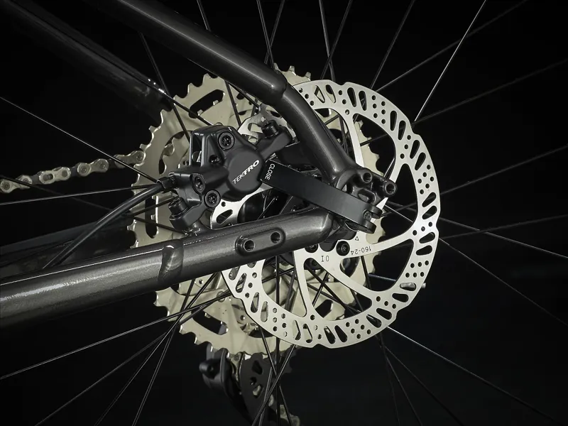 Trek Marlin 6 2022 Hardtail Mountain Bike Rage Red to Dnister Black Fade-5