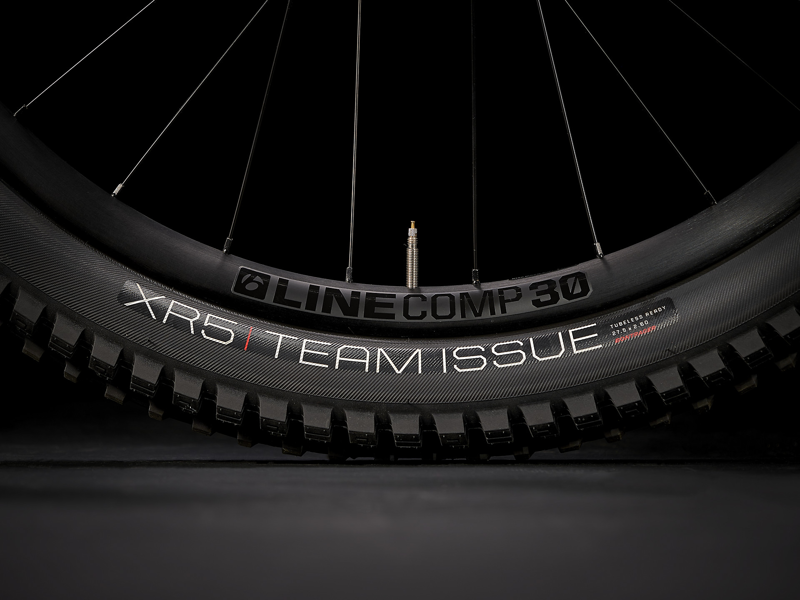 Trek Rail 7 Deore/XT 2022 Electric Mountain Bike Mercury/Dnister Black-2