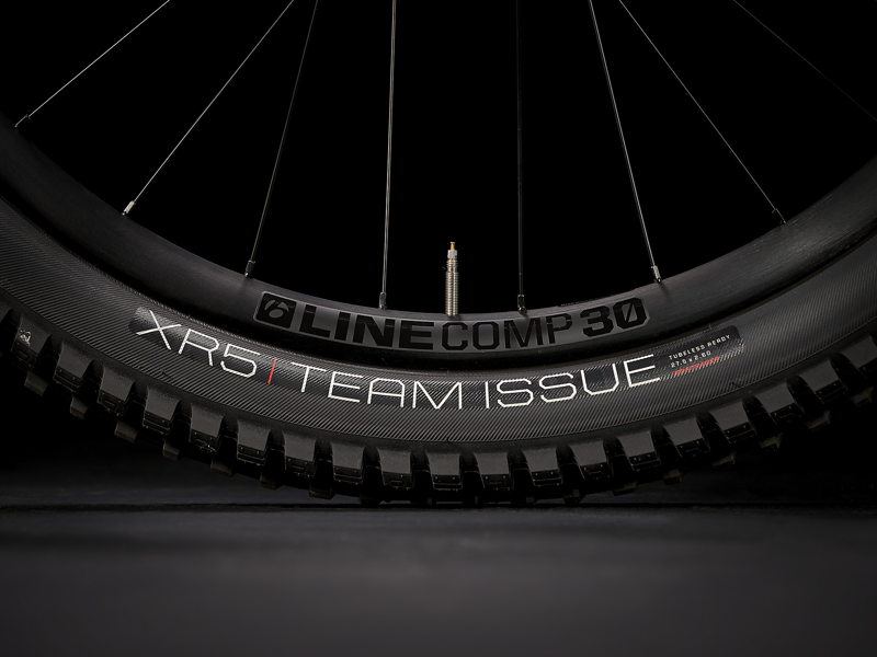 Trek Rail 9.7 SLX/XT 2022 Electric Mountain Bike Matte Lithium Grey/Matte Trek Black-2