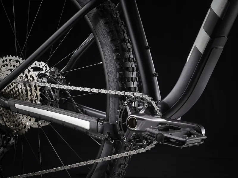 Trek Roscoe 7 2022 Mountain Bike Matte Trek Black-1