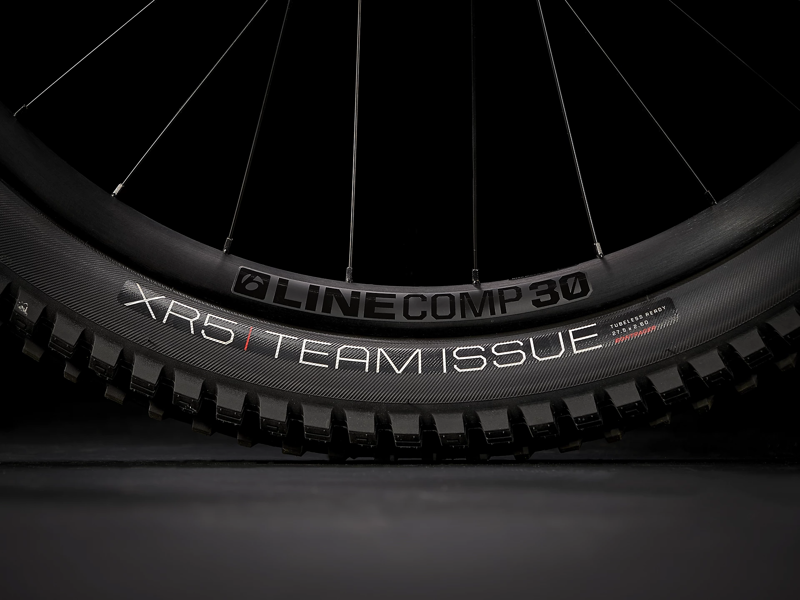 Trek Slash 8 2022 Enduro Mountain Bike Miami Green-6