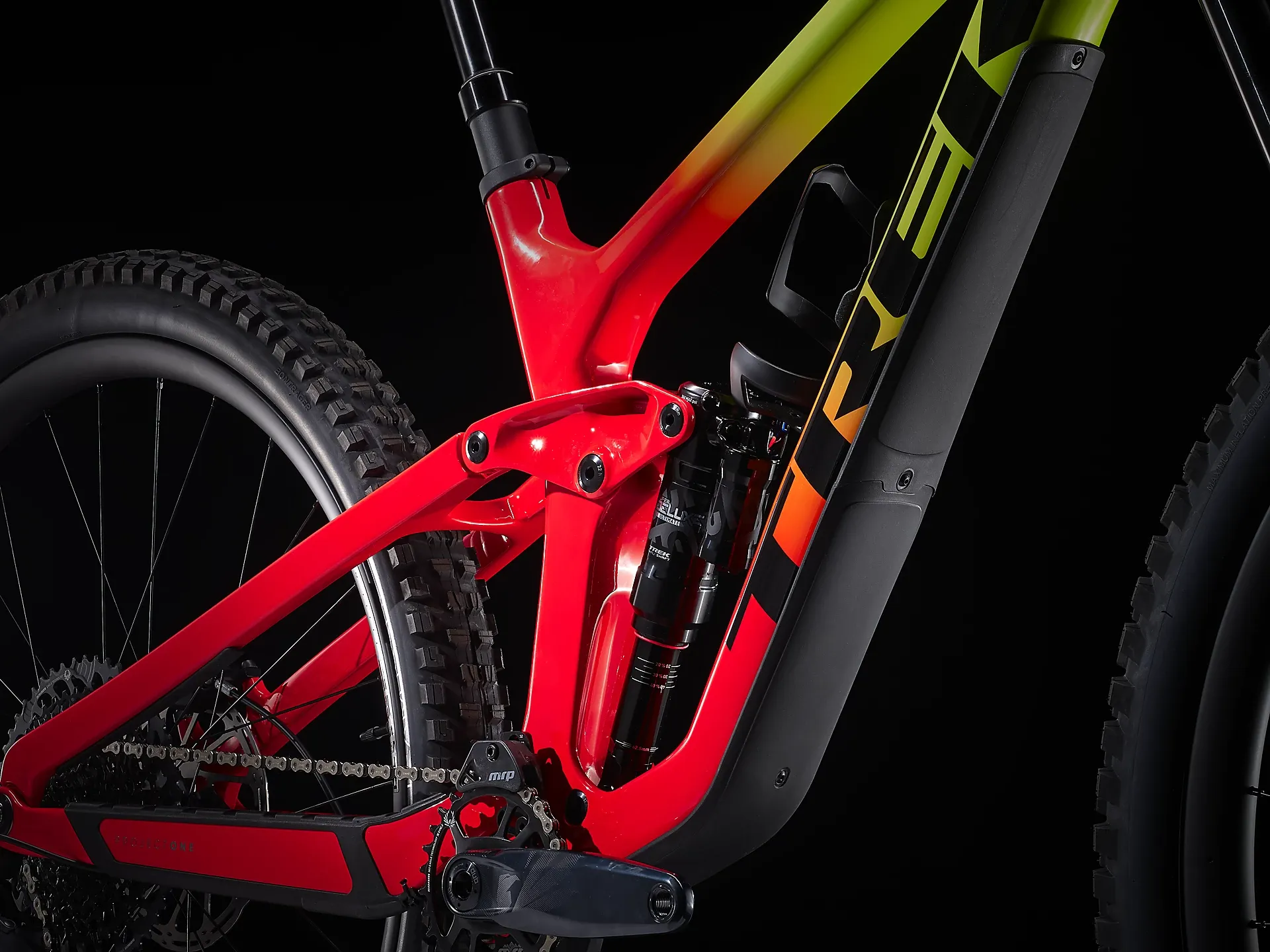 Trek slash red sale