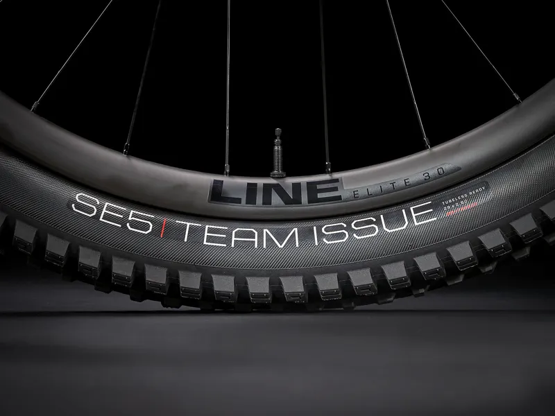 Trek Slash 9.8 XT 2021 Enduro Mountain Bike Lithium Grey-5