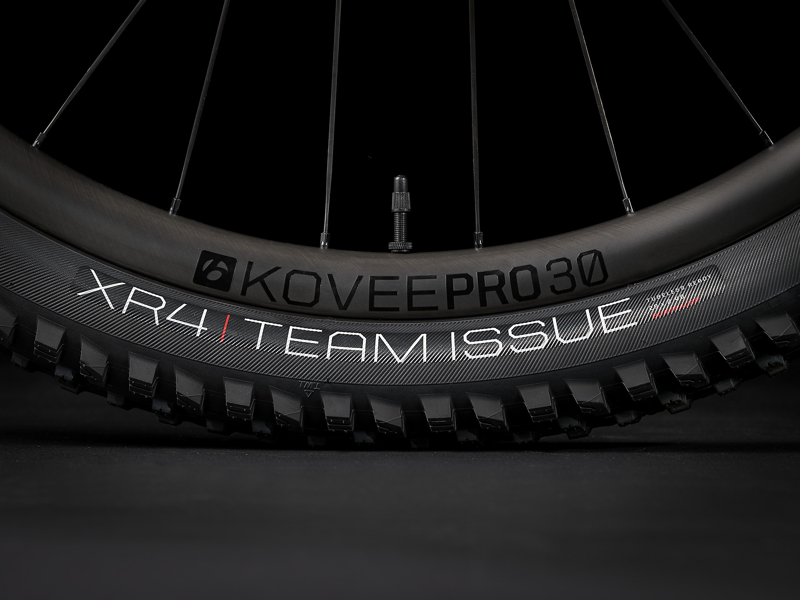 Trek Top Fuel 9.9 XTR 2022 Carbon Full Suspension Mountain Bike Matte Raw Carbon-6