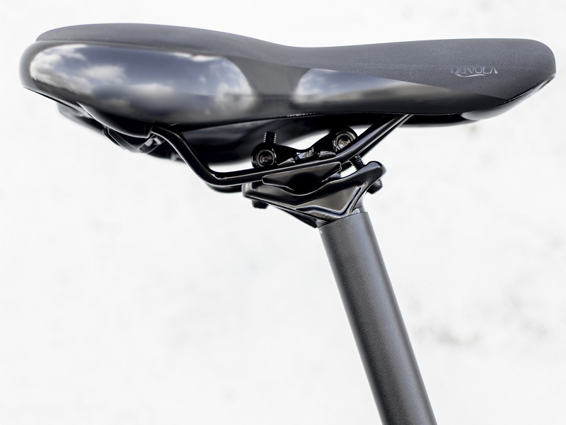 Trek Verve 1 Equipped Lowstep 2022 Hybrid Bike Dnister Black-2