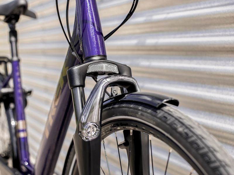 Trek Verve 3 Equipped Lowstep 2022 Hybrid Bike Purple Abyss-1