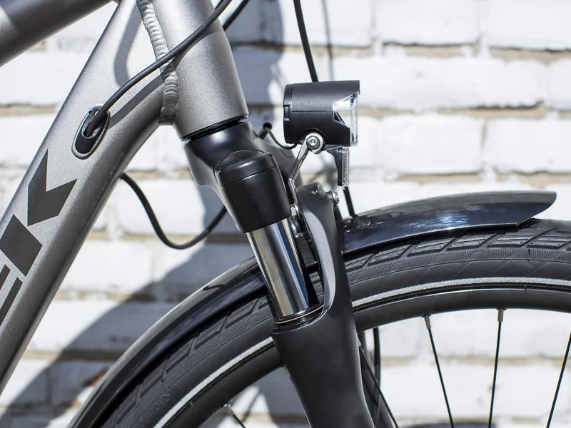 Trek Verve+ 2 Stagger 2022 300WH Electric Hybrid Bike Matte Gunmetal-6