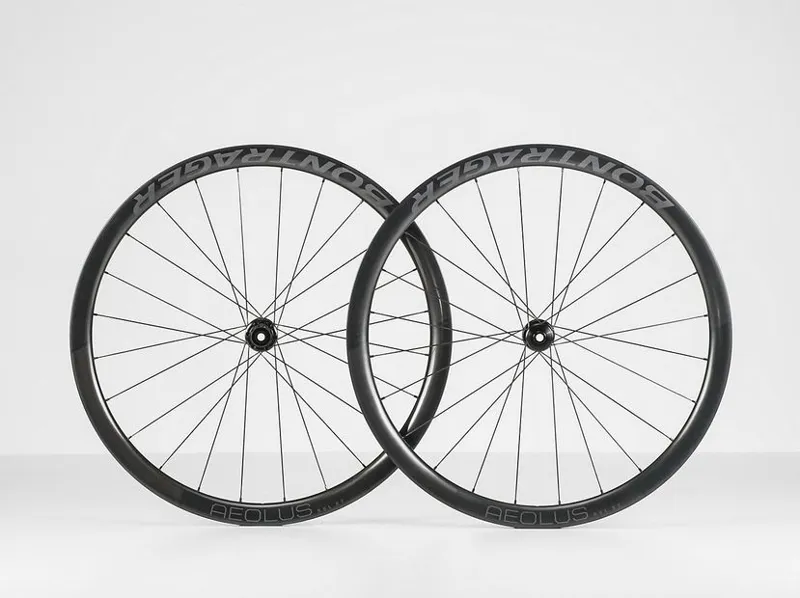 Bontrager Aeolus RSL 37 TLR Disc Road Wheel-1