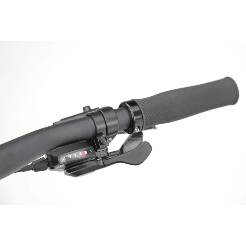 Genesis Croix De Fer 20 Fb Greymiriquai-11
