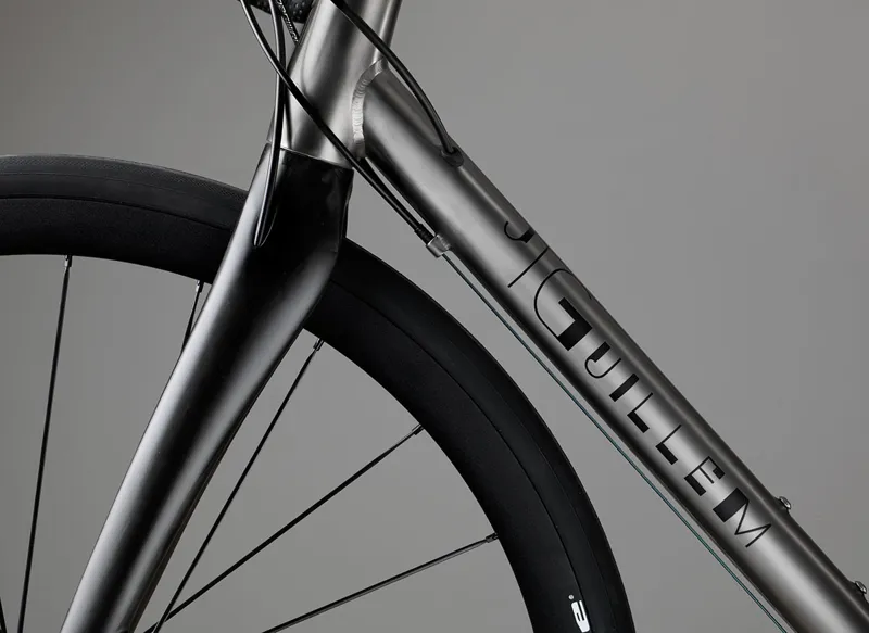 J.Guillem Major Disc 105 Titanium Road Bike-6