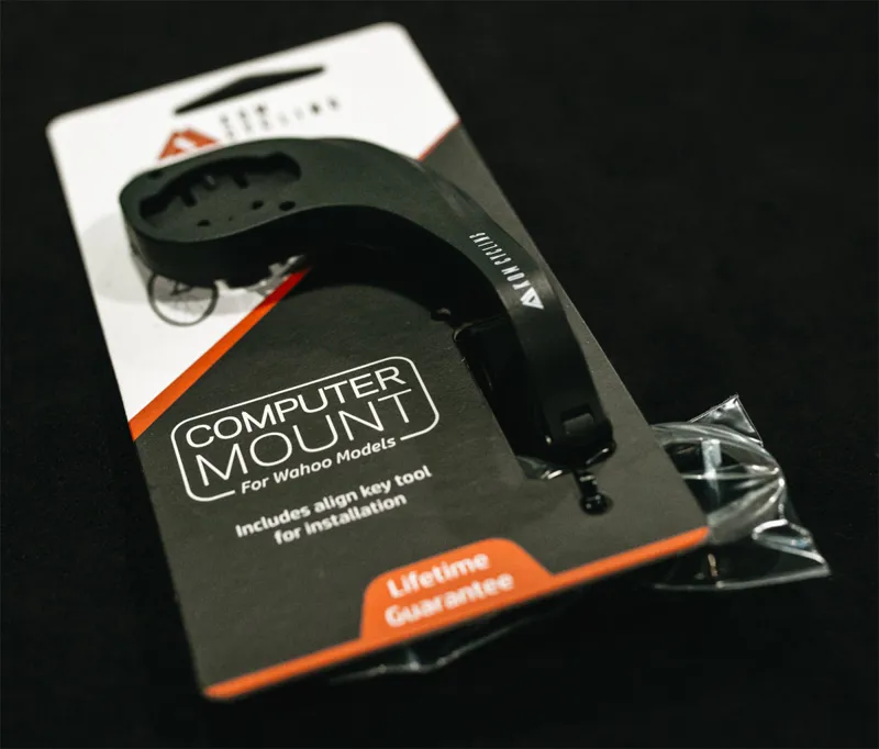 KOM Wahoo Computer Mount BLACK-1