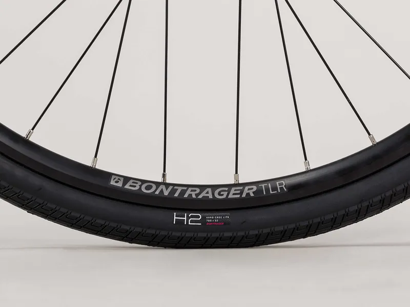 Trek FX 3 Disc Mens Hybrid Bike Rage Red-8