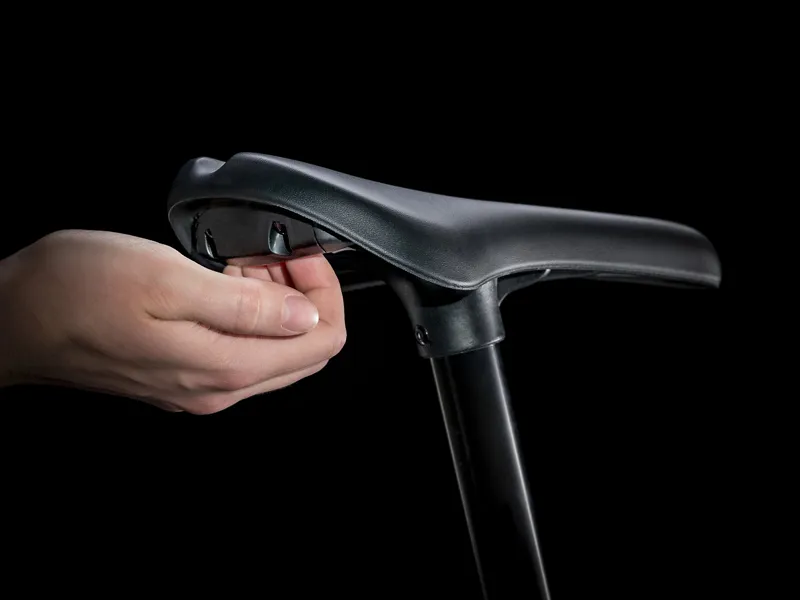 Trek Precaliber 20 7-Speed aged 6-8 Kids Bike Trek Black-7