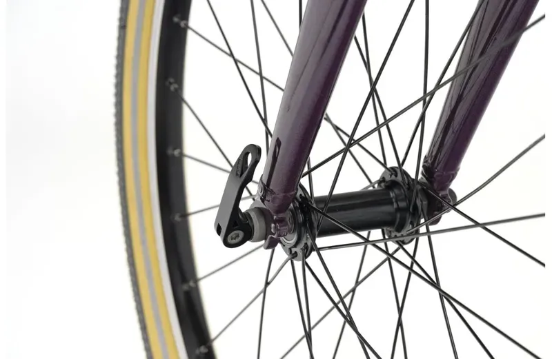 Ridgeback Dimension 24 Kids Bike in Vanquish Violet-10