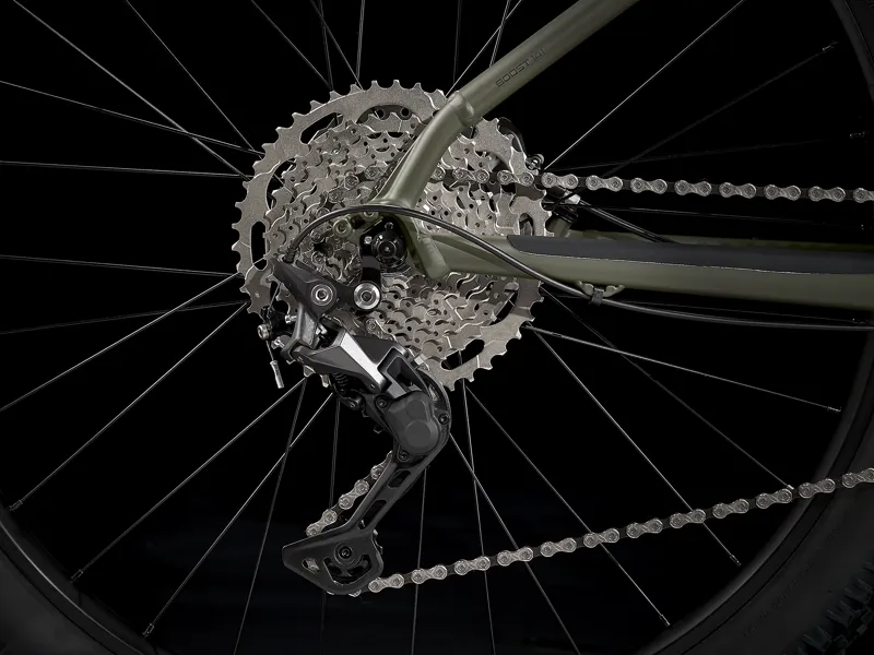 Trek Roscoe 6 Mountain Bike in Green-11