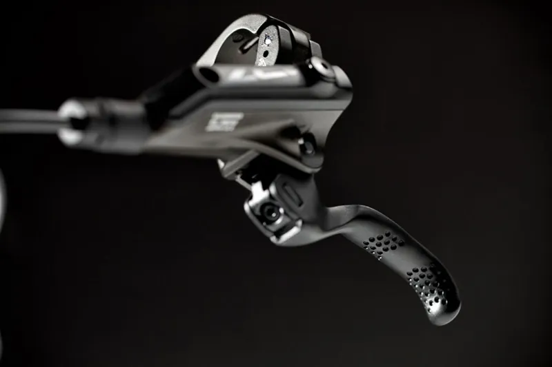 Shimano Zee M640 fully bled front brake post mount calliper 1000 mm hose 2013