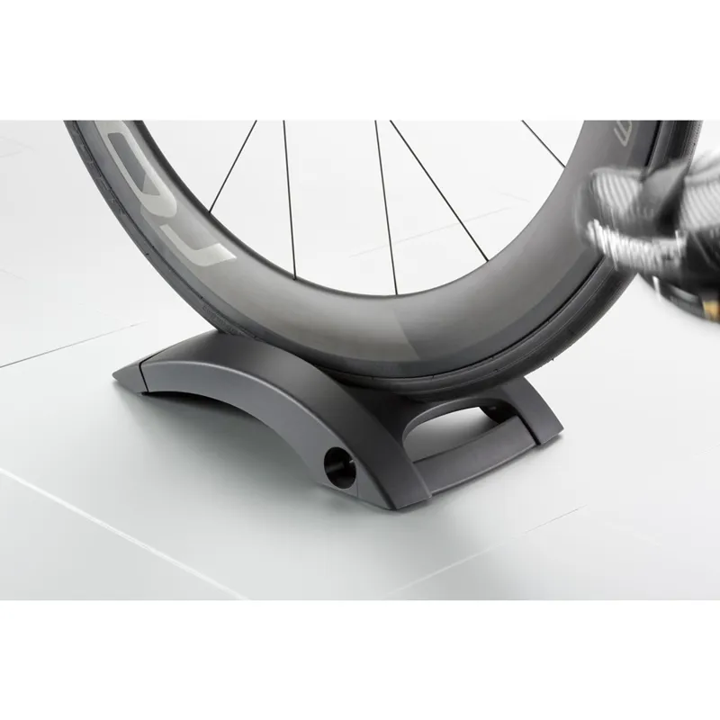 Tacx IRONMAN VR Trainer with TTS 4, IRONMAN FILM and BOTTLE-6