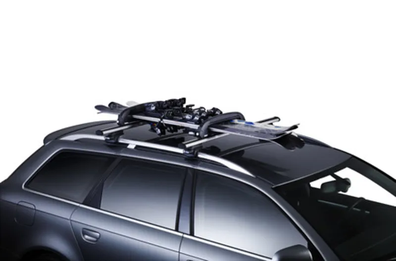 Thule 748 SnowPro uplifted ski carrier-1