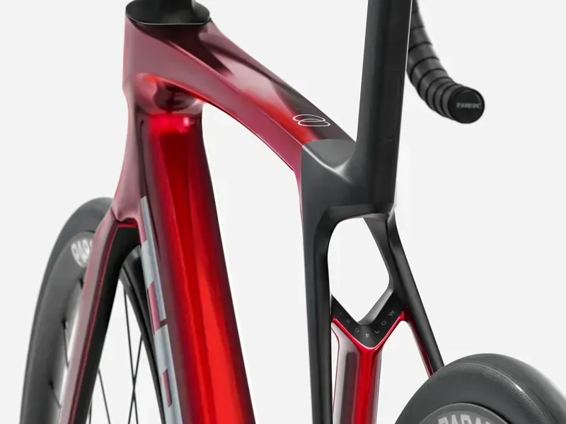 Trek Madone SL 5 Gen 8 Fury Red-3