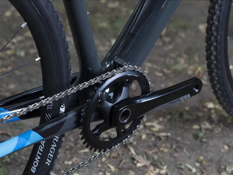 Trek Boone 5 Disc 2018 Solid Charcoal/Sky Blue Cyclocross Bike-5