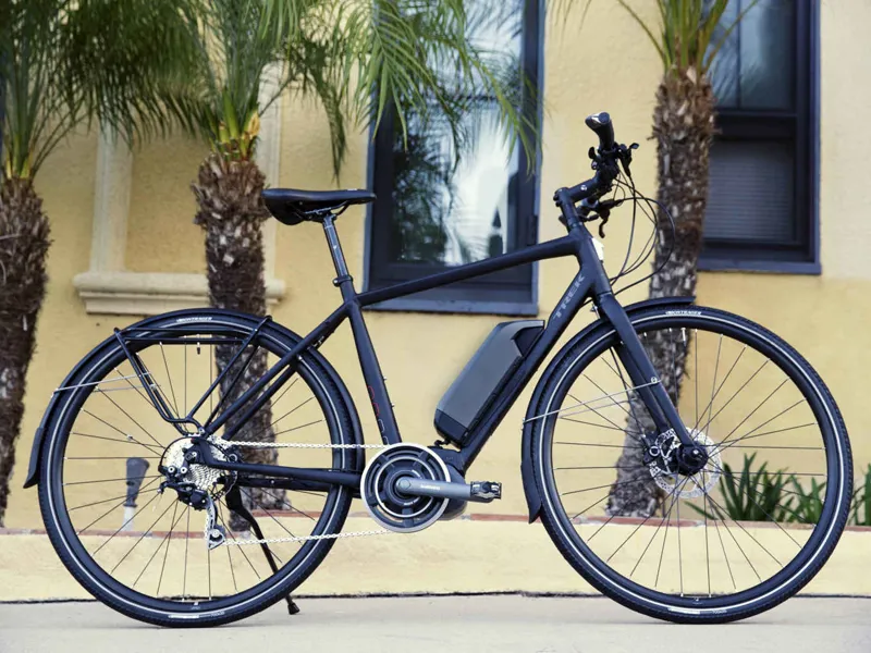 Велосипед городской легкий. Электровелосипед Trek Conduit+. Стильный городской велосипед. Стильный горный велосипед. Самый модный велосипед.