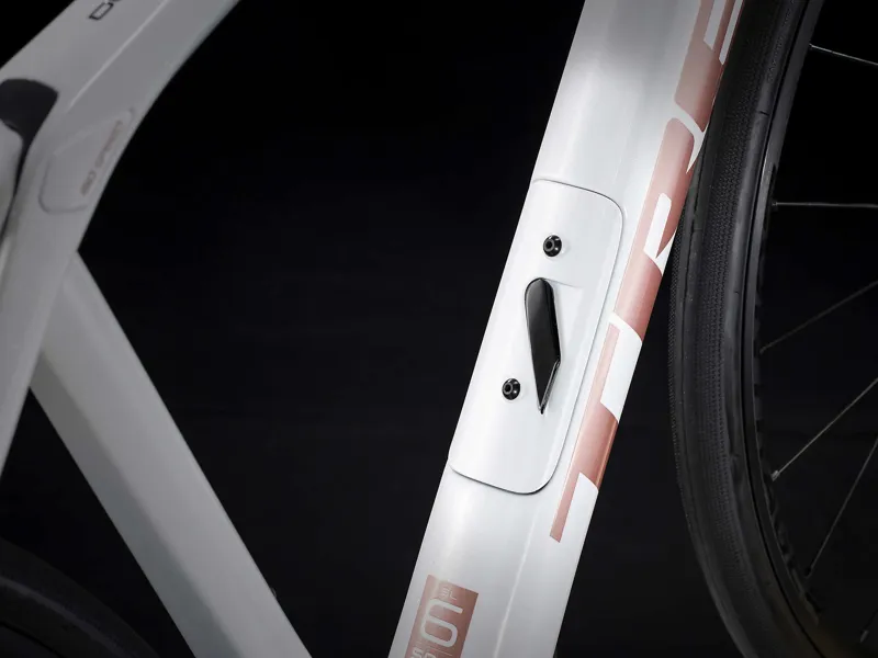 Trek Domane SL 6 2021 Carbon Road Bike Crystal White-2