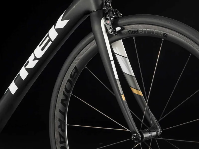 Trek Domane SL 7 2018 Matte Dnister Black/Trek White Road Bike-4