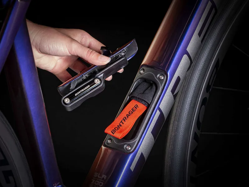 Trek Domane SLR 7 2021 Carbon Road Bike Purple Phaze/Anthracite-3