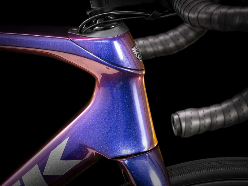 Trek Domane SLR 7 2021 Carbon Road Bike Purple Phaze/Anthracite-4