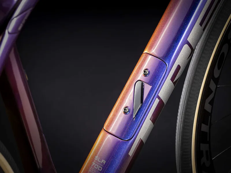 Trek Domane SLR 9 2020 Road Bike Purple Phaze/ Anthracite-2