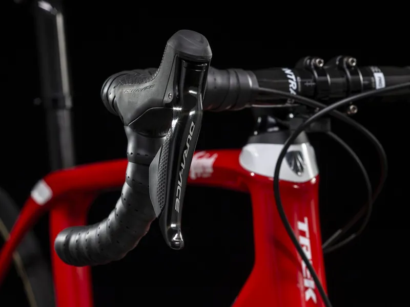 Trek Domane SLR 9 Disc 2019 Mens Carbon Road Bike Red-2