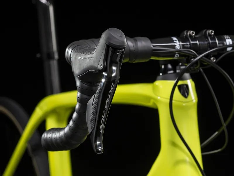 Trek Domane SLR 9 Disc 2019 Mens Carbon Road Bike Yellow-2