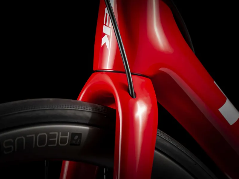 Trek Emonda SLR 7 Disc Etap 2020 Road Bike Viper Red/Trek White-2