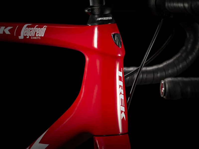 Trek Emonda SLR 7 Disc Etap 2020 Road Bike Viper Red/Trek White-3