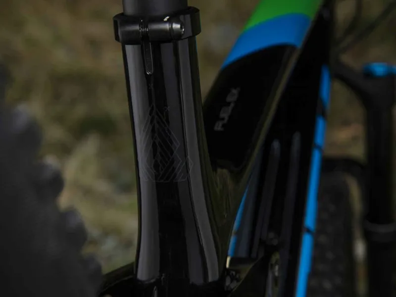 Trek Fuel EX 9.8 29 XT Trek Black/Green Light Mountain Bike-10