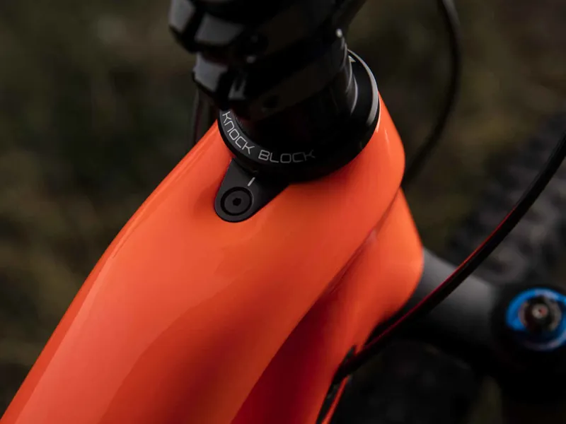 Trek Fuel Ex 9.9 2018 Radioactive Orange/Trek Black 29er Mountain Bike-6