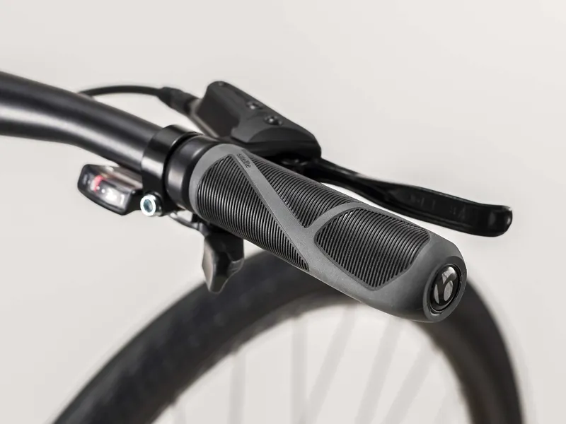 Trek FX 2 Disc Stagger Womens Hybrid Bike Matte Quicksilver-4