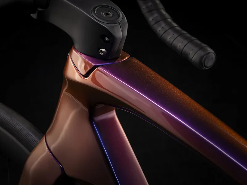 Trek Madone SLR 6 Disc 2020 Road Bike Purple Phaze/Anthracite-6