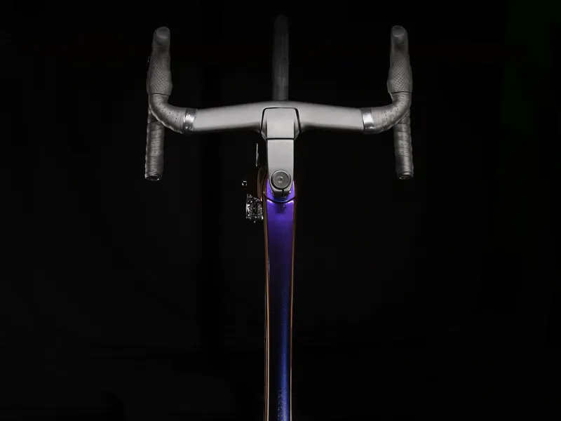 Trek Madone SLR 7 Disc 2020 Road Bike Purple Phaze/Anthracite-7