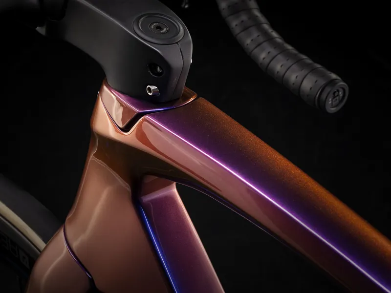 Trek Madone SLR 9 Disc 2020 Road Bike Purple Phaze/Anthracite-6