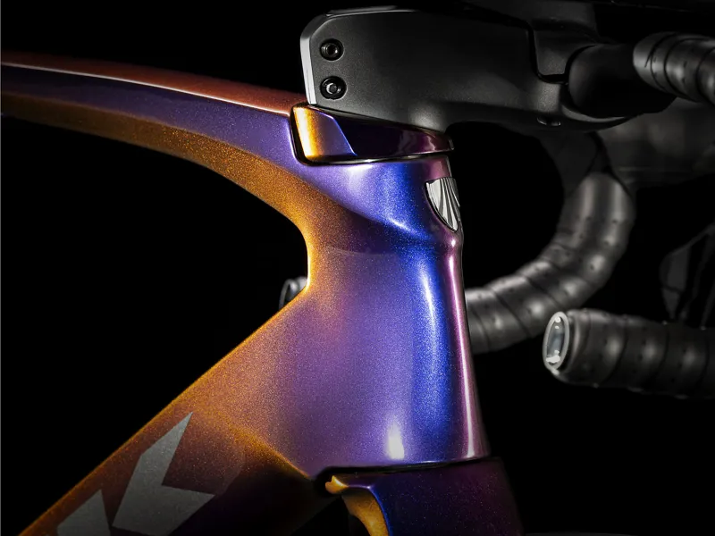 Trek Madone Speed Disc 2020 Road Bike Purple Phaze/ Anthracite-4