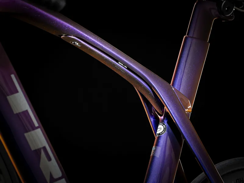 Trek Madone Speed Disc 2020 Road Bike Purple Phaze/ Anthracite-5