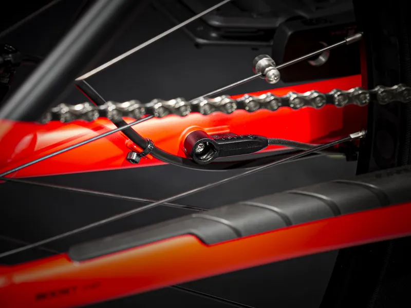 Trek Powerfly 4 EU 2020 Electric Mountain Bike Radioactive Red/Black-9