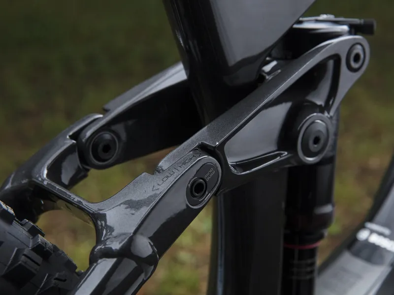 trek powerfly 9.7 carbon 2019