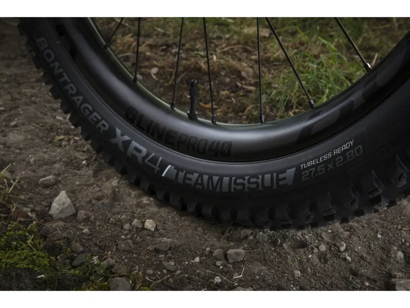 Trek Powerfly LT 9.9 2019 EU Carbon Mens Full Suspension E-Bike Grey-10