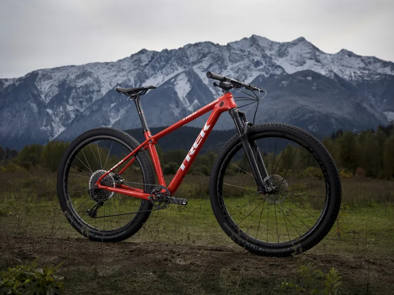 Trek Procaliber 9.9 SL 2019 Mens Carbon Hardtail Mountain Bike Red-1