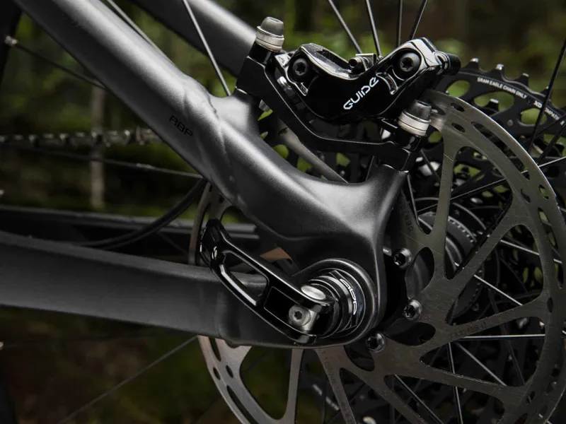 Trek Remedy 8 27.5 2018 Matte Dnister Black Mountain Bike-2