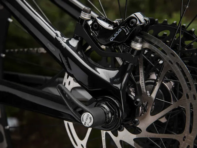 Trek Remedy 9.8 27.5 2018 Trek Black/Quicksilver Mountain Bike-2