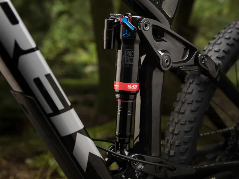 Trek Remedy 9.8 27.5 2018 Trek Black/Quicksilver Mountain Bike-3